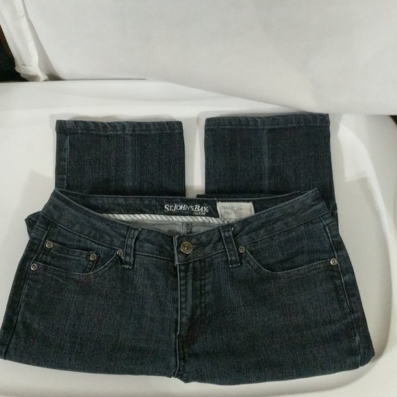 St. John's Bay Straight Leg Classic Fit Dark Wash Jeans - size 8 Petite - Picture 1 of 7